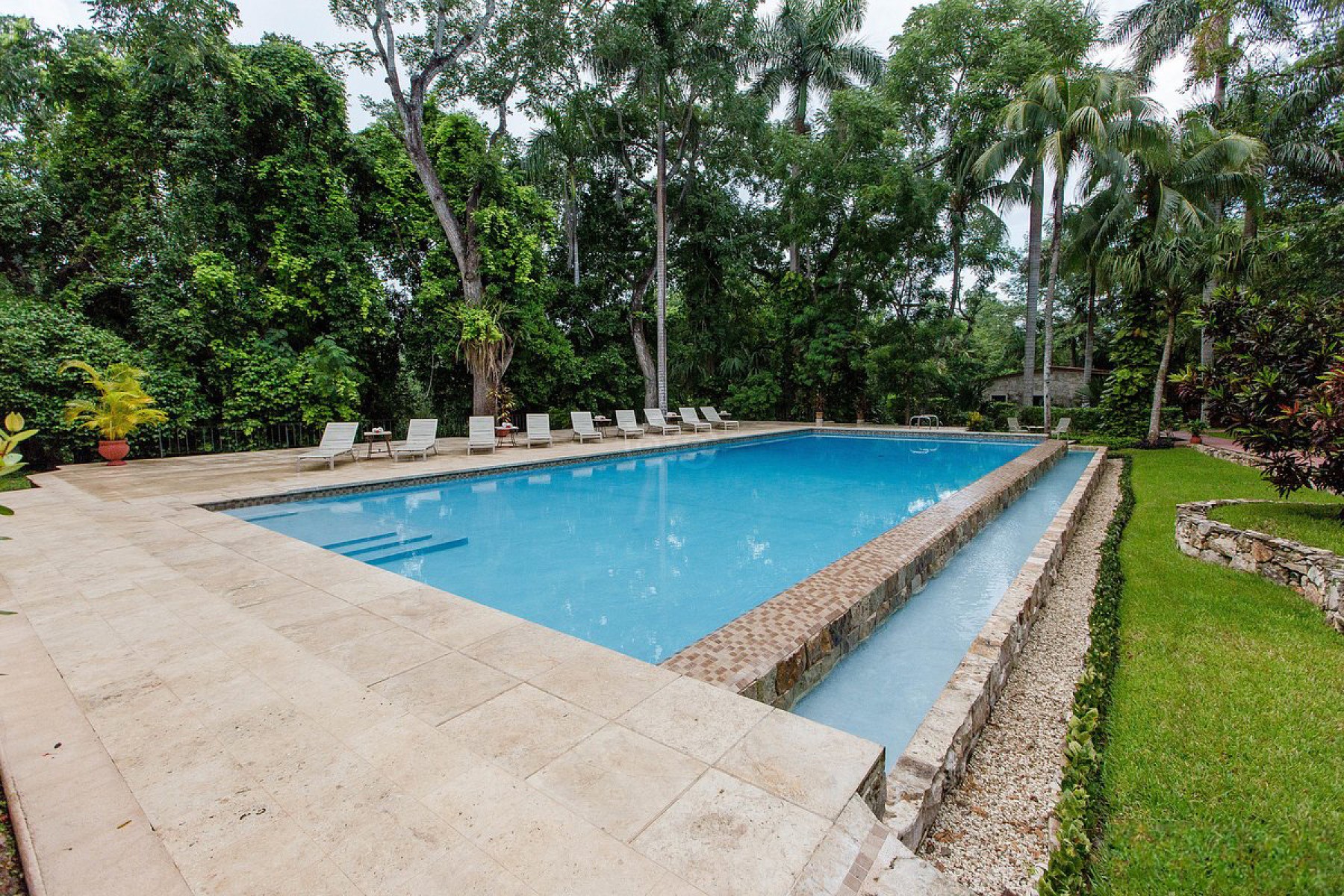 Hacienda Chichen Resort